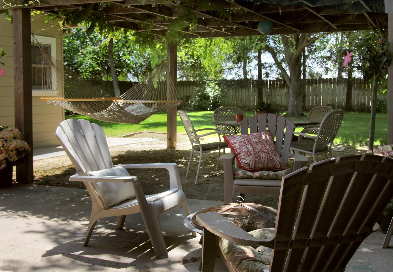 Cottage On Armstrong Lodi Exterior foto
